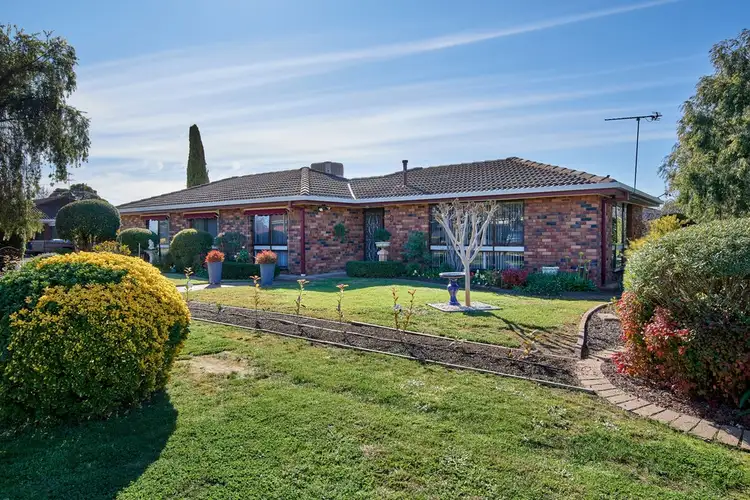 9 Ilex Street, Lake Albert NSW 2650
