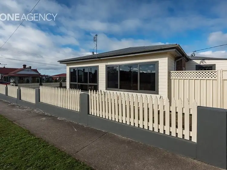 46 Saunders Street, Wynyard TAS 7325