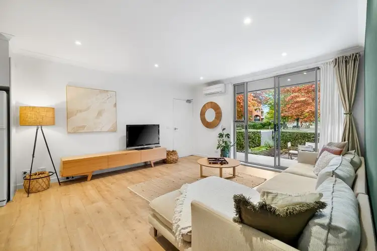 Fifth view of Homely apartment listing, 2/63A Torrens Street, Braddon ACT 2612