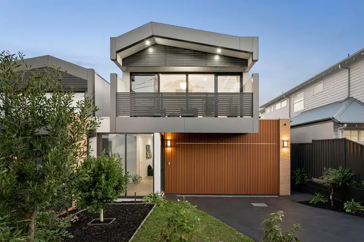 17A Hampton Road, Essendon West VIC 3040