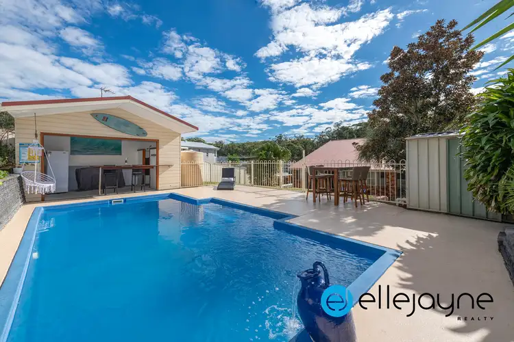 16 Norman Avenue, Sunshine NSW 2264