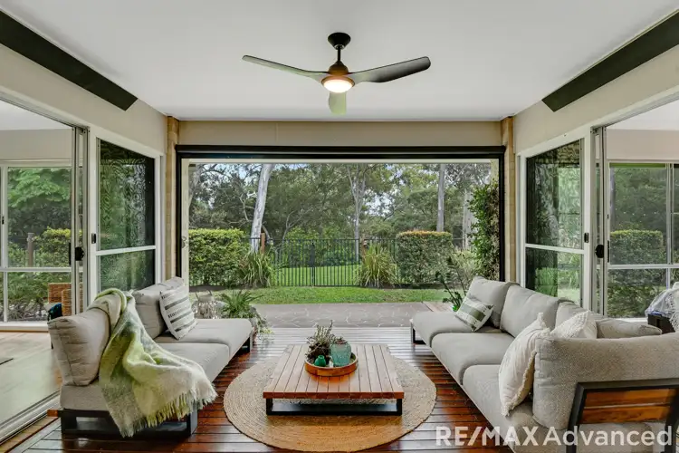 31 Seaforth Street, Sandstone Point QLD 4511