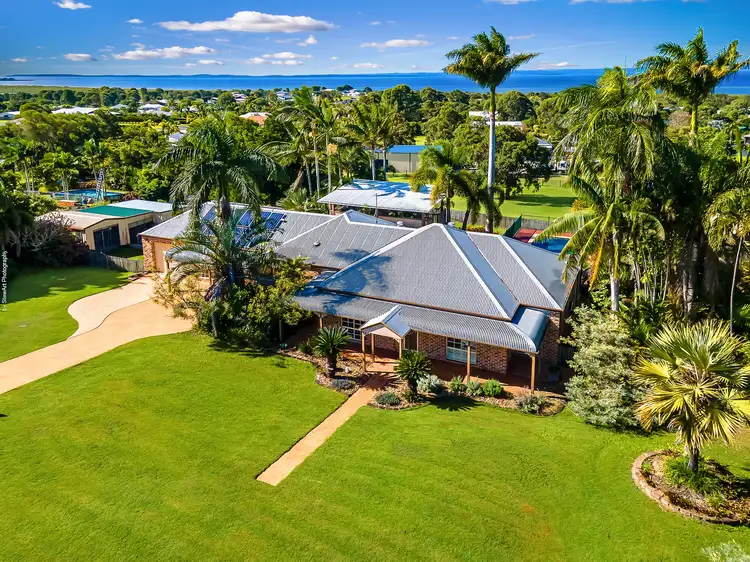 27 Cove Boulevard, River Heads QLD 4655