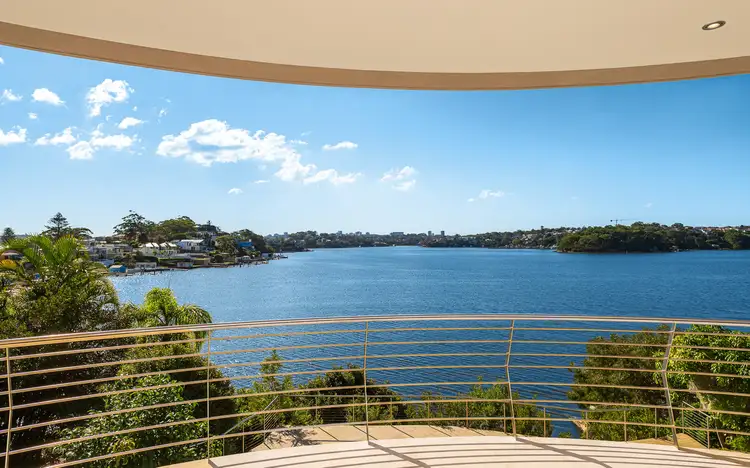 6 Venetia Street, Sylvania NSW 2224