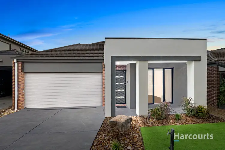10 Bursaria Drive, Caroline Springs VIC 3023