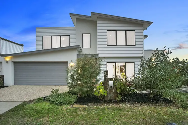 32 Eddystone Court