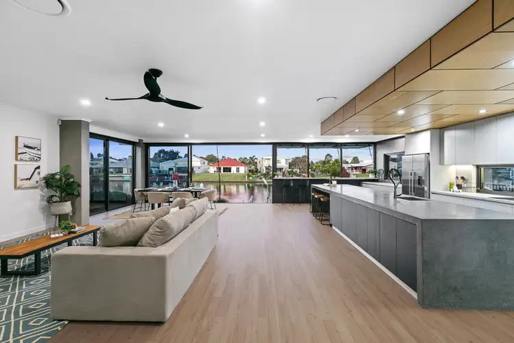 19 Bond Street, Pelican Waters QLD 4551