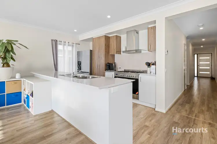 Third view of Homely house listing, 7 Innage Avenue, Strathtulloh VIC 3338