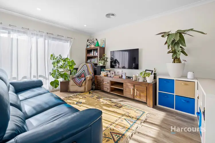 Fifth view of Homely house listing, 7 Innage Avenue, Strathtulloh VIC 3338