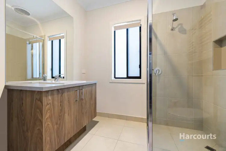 Seventh view of Homely house listing, 7 Innage Avenue, Strathtulloh VIC 3338