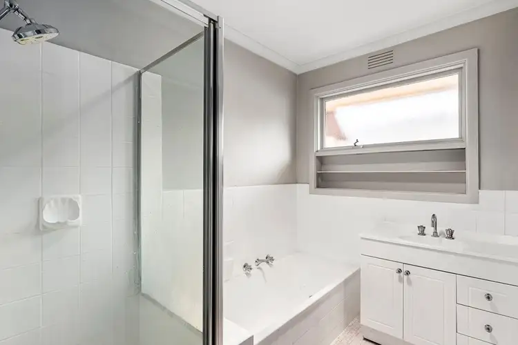 Sixth view of Homely unit listing, 2/1 Royal Avenue, Essendon North VIC 3041