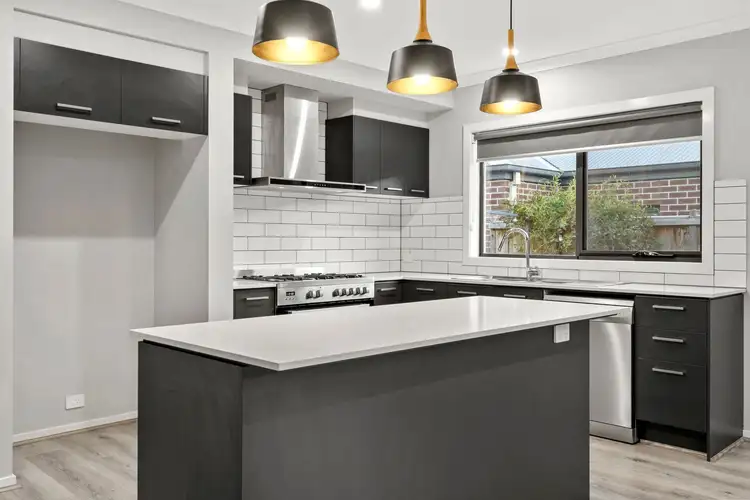 Fifth view of Homely house listing, 4 Yellowstone Avenue, Curlewis VIC 3222