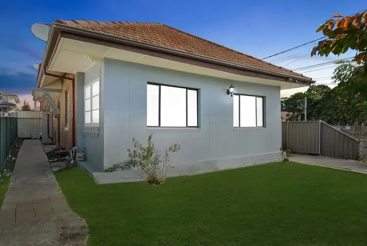 1/50 Locksley Avenue, Merrylands NSW 2160