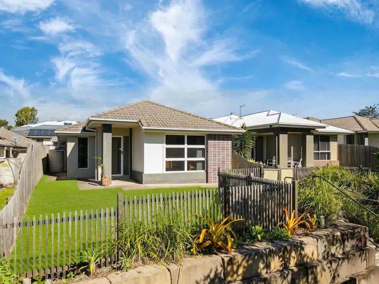 32 Sovereign Drive, Deebing Heights QLD 4306