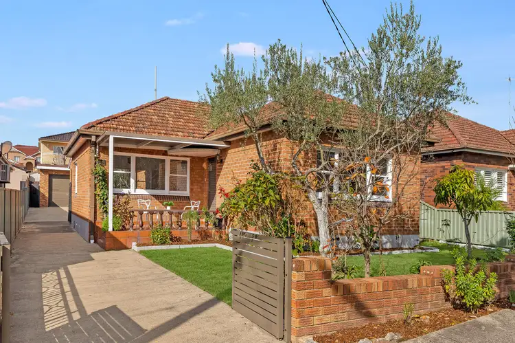 21 Leslie Road, Bexley NSW 2207