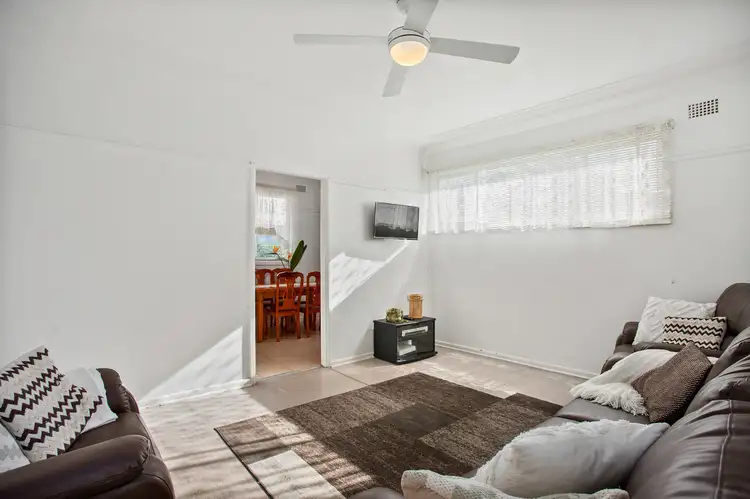 Second view of Homely house listing, 18 London Street, Berkeley NSW 2506