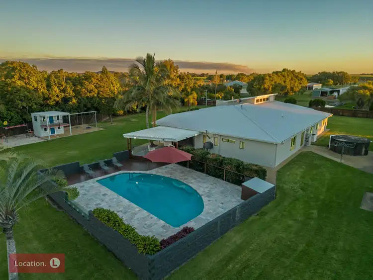 22 Stanton Cook St, Burnett Heads QLD 4670
