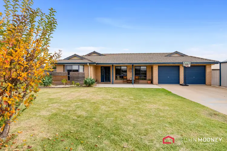 Second view of Homely house listing, 6 Garru Place, Glenfield Park NSW 2650