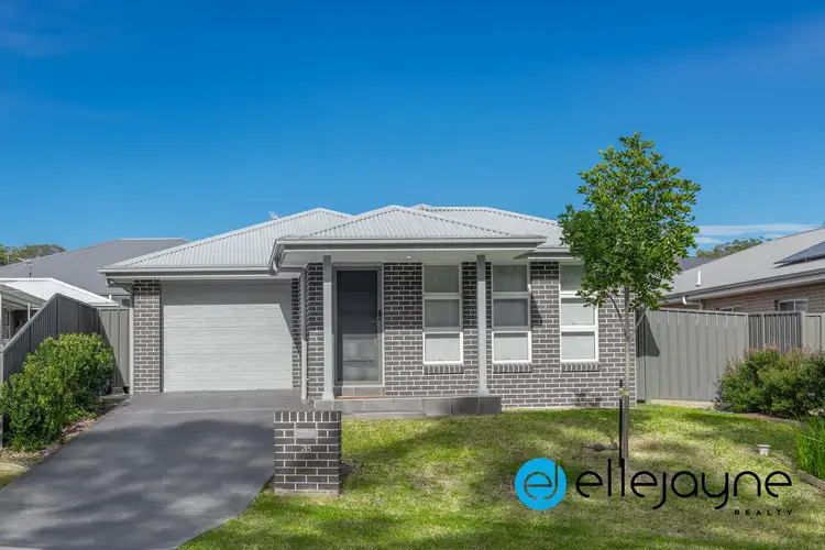 25 Leatherwood Grove, Morisset NSW 2264