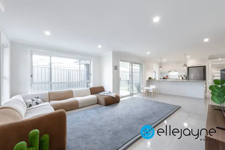 Fifth view of Homely house listing, 25 Leatherwood Grove, Morisset NSW 2264