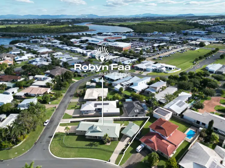 8 Riverleigh Drive, North Mackay QLD 4740