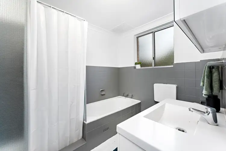 Fifth view of Homely apartment listing, 6/19-21 Station Street, Mortdale NSW 2223