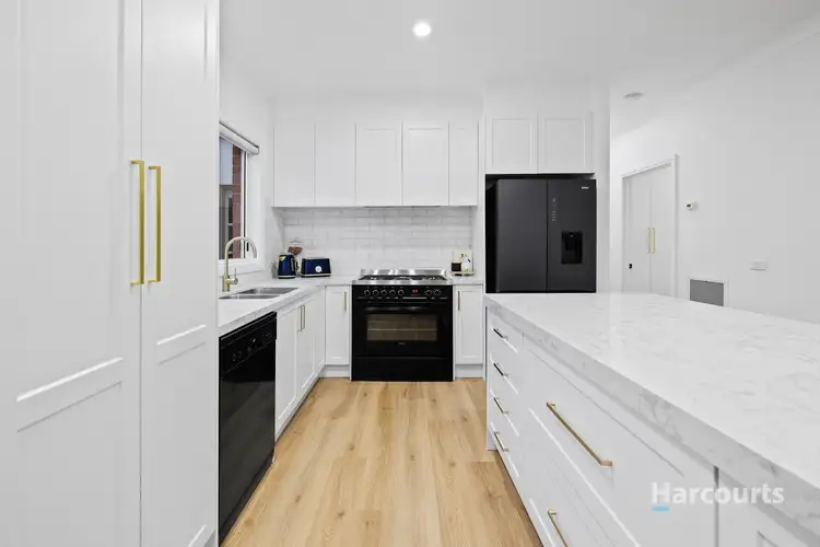 Third view of Homely house listing, 3 Lavender Court, Caroline Springs VIC 3023