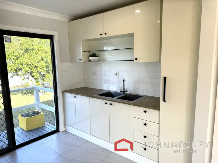 Fifth view of Homely house listing, 15 Tichborne Crescent, Kooringal NSW 2650