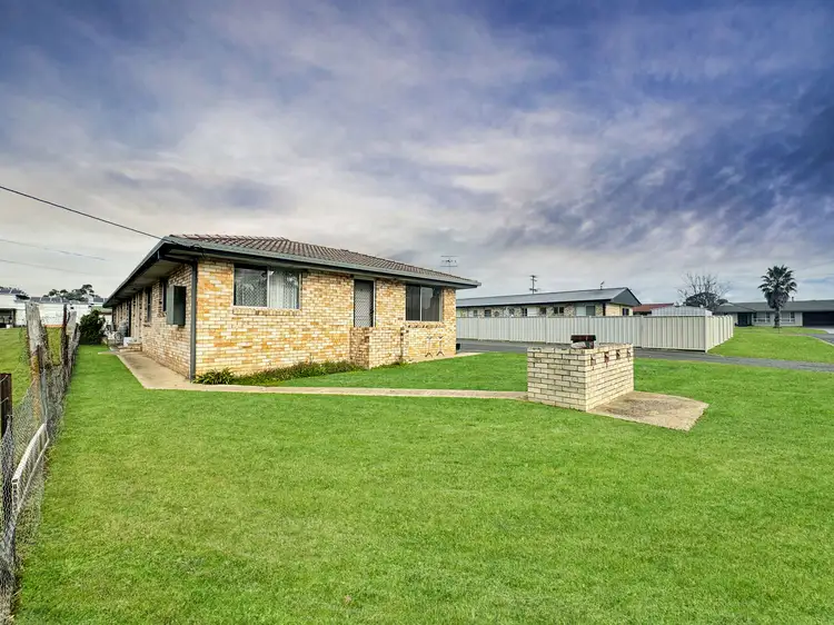 Main view of Homely unit listing, 2/14 Hunter Place, Uralla NSW 2358