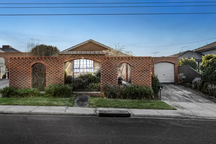 19 Quinella Close, Keilor Park VIC 3042