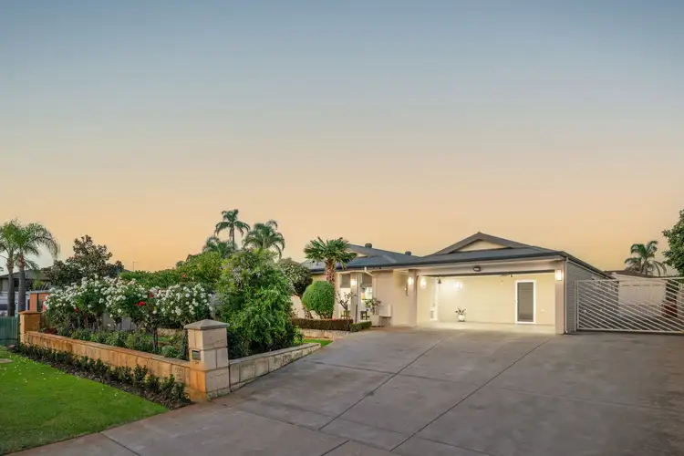 24 Modillion Avenue North, Shelley WA 6148