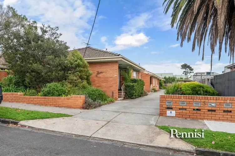 Main view of Homely villa listing, 4/5 Ardoch Street, Essendon VIC 3040