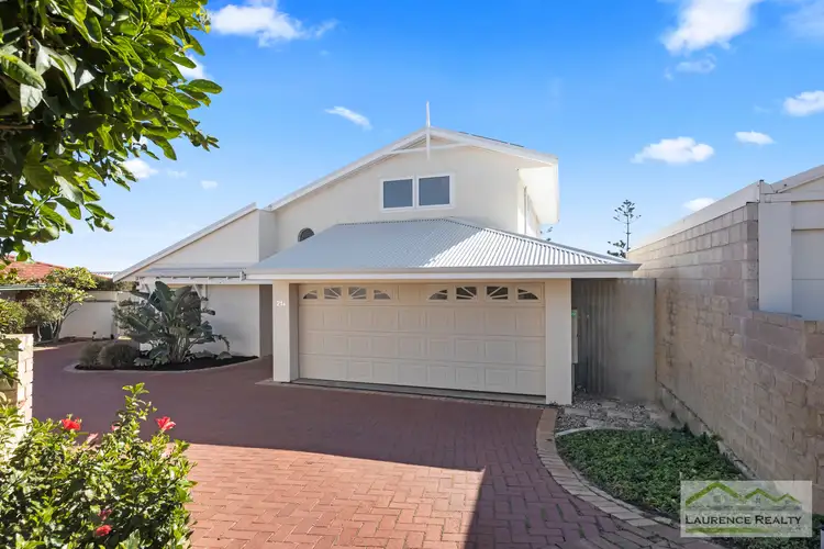 21A Holyhead Green, Mindarie WA 6030