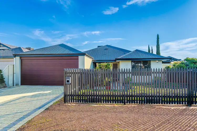 26 Tandure Heights, Lakelands WA 6180