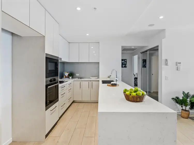 Fifth view of Homely apartment listing, 1012/95 Linton Street, Kangaroo Point QLD 4169