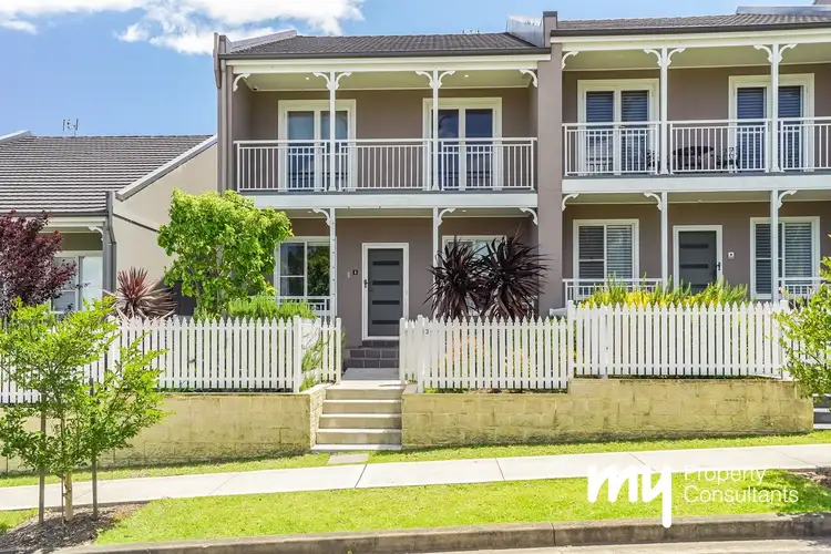 3/2 Wire Lane, Camden South NSW 2570