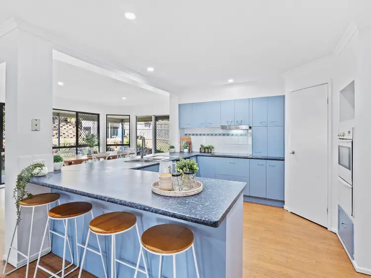 Sixth view of Homely house listing, 8 Villari Close, Belmont QLD 4153