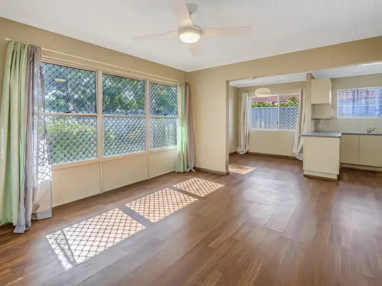 Sixth view of Homely unit listing, 1/454 Esplanade, Torquay QLD 4655