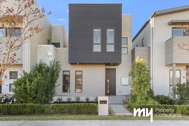 17 Ravenwood Street, Gledswood Hills NSW 2557