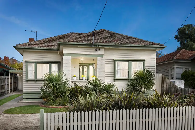 15 Orange Grove, Essendon North VIC 3041
