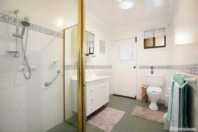 Sixth view of Homely unit listing, 1/2 Dalton Drive, Armidale NSW 2350