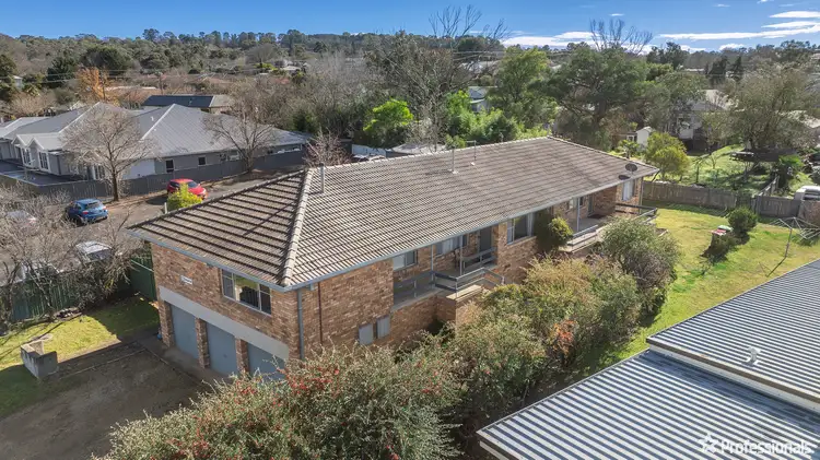 Second view of Homely block of units listing, 1-3/13 Marshall Avenue, Armidale NSW 2350