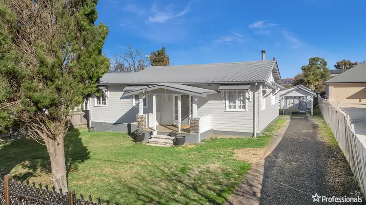 90 Mann Street, Armidale NSW 2350