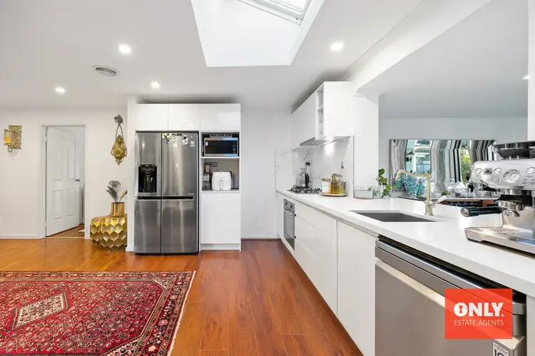 Sixth view of Homely house listing, 10 Bowen Court, Berwick VIC 3806
