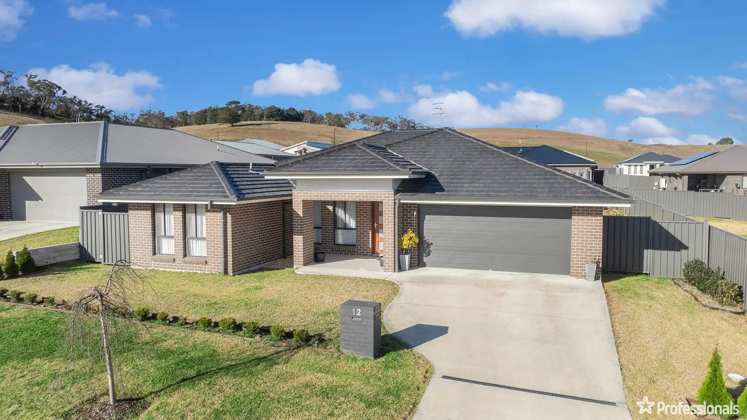 Main view of Homely house listing, 12 Bushel Street, Armidale NSW 2350