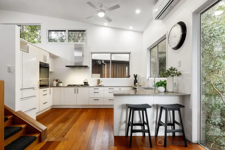 Sixth view of Homely house listing, 8 Gordon Circuit, Seventeen Mile Rocks QLD 4073