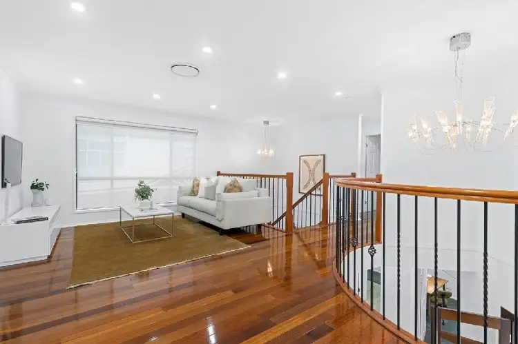 Second view of Homely house listing, 2 Juniper Place, Carindale QLD 4152