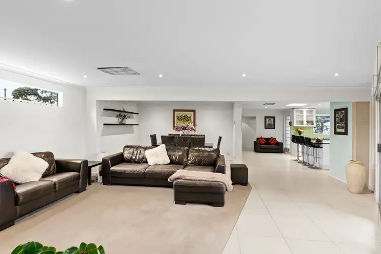 Fifth view of Homely house listing, 8 Etka Avenue, Keilor East VIC 3033