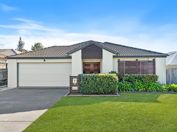 4 Tallis Street, Wakerley QLD 4154