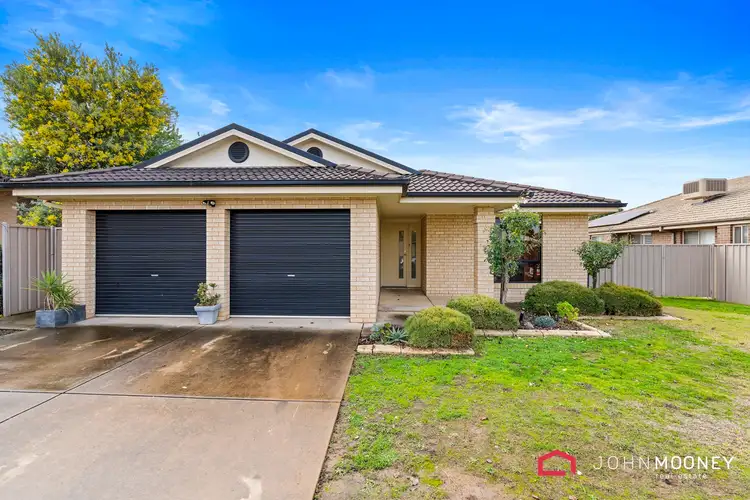 30 Barrima Drive, Glenfield Park NSW 2650